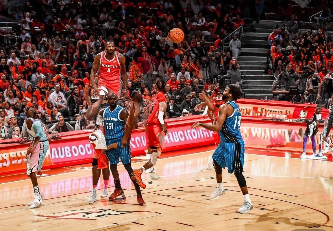 2018NBA经典对决：火箭131分大胜魔术，战术智慧对决回顾